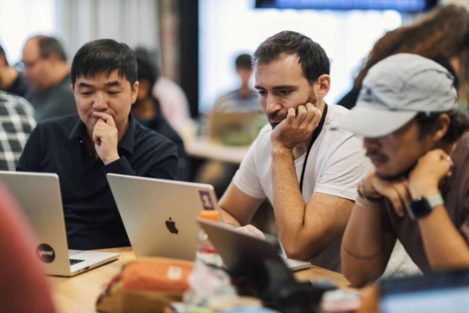 How to reduce risk before committing to a full product build